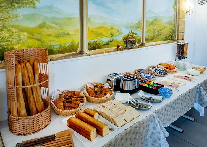 Du Gave Готель