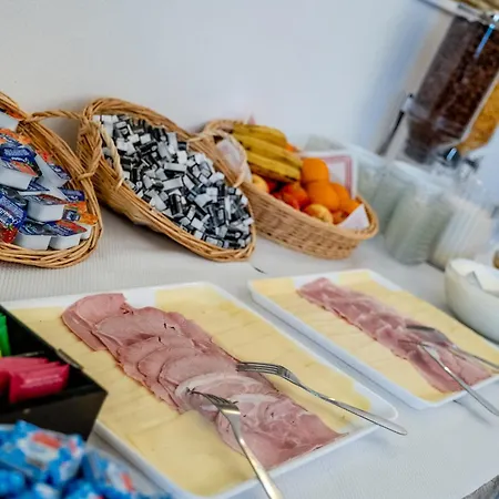 Готель Du Gave Лурд