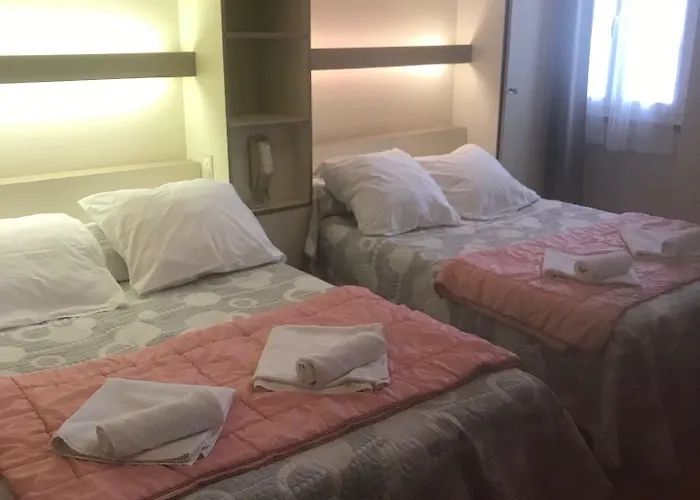 Hotell Du Gave Lourdes