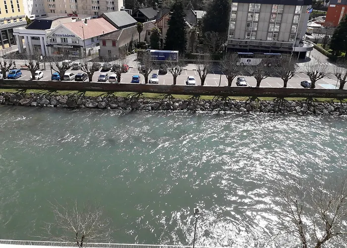 Hotell Du Gave Lourdes